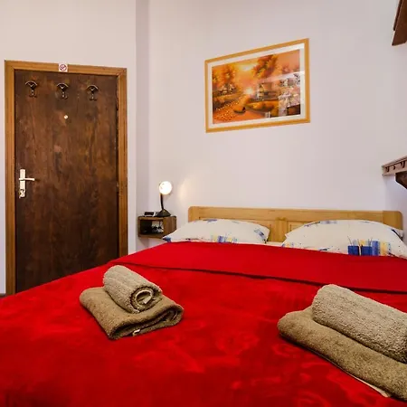 Vendégház Eddie's Sea View Old Town 3*