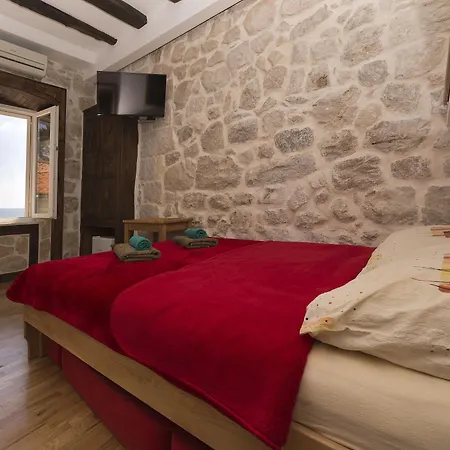 Eddie's Sea View Old Town Vendégház 3*